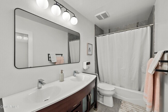 Building Photo - 3066 Apache Cir