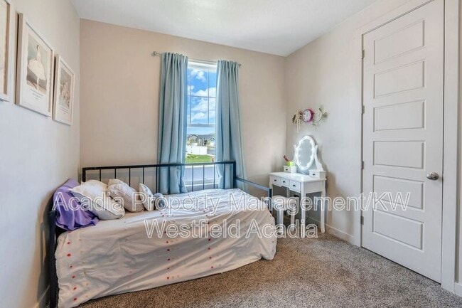Building Photo - 1460 Lowe Peak Dr