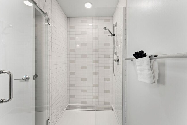 Building Photo - 284 Western Ave