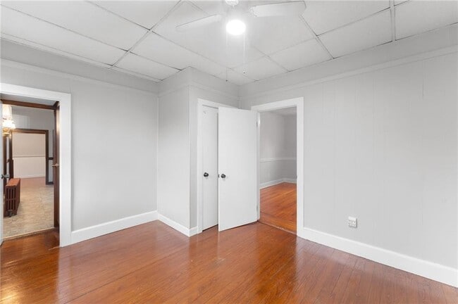 Building Photo - 594 Metacom Ave
