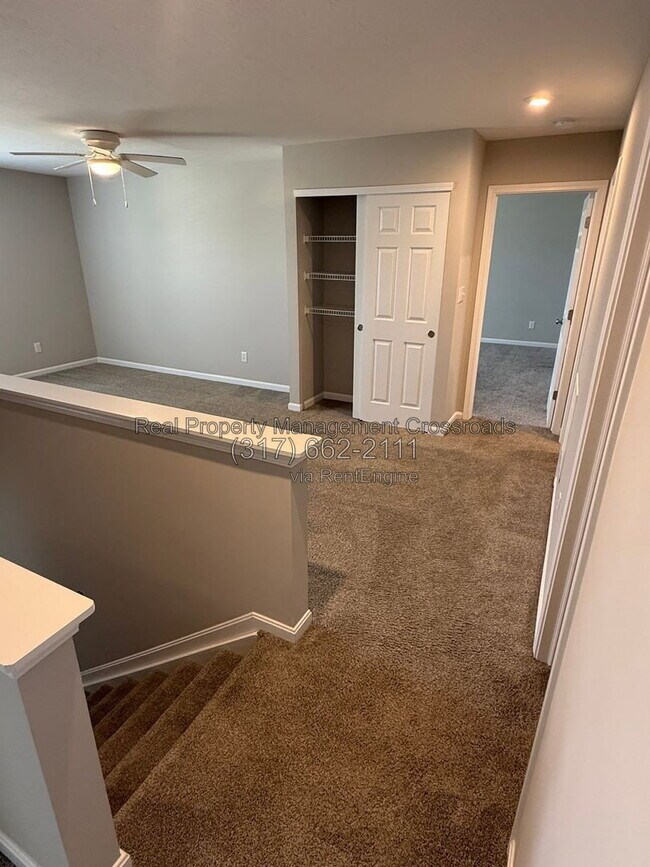 Building Photo - 5509 W Woodhaven Dr