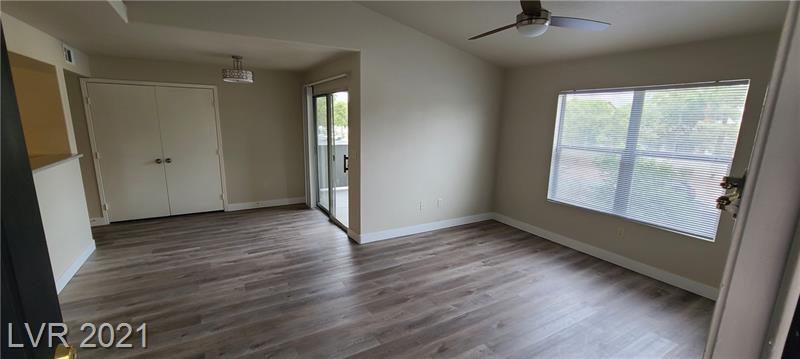 Building Photo - 555 E Silverado Ranch Blvd