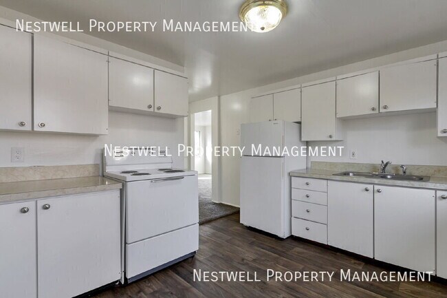 Building Photo - 2465 E 3300 S