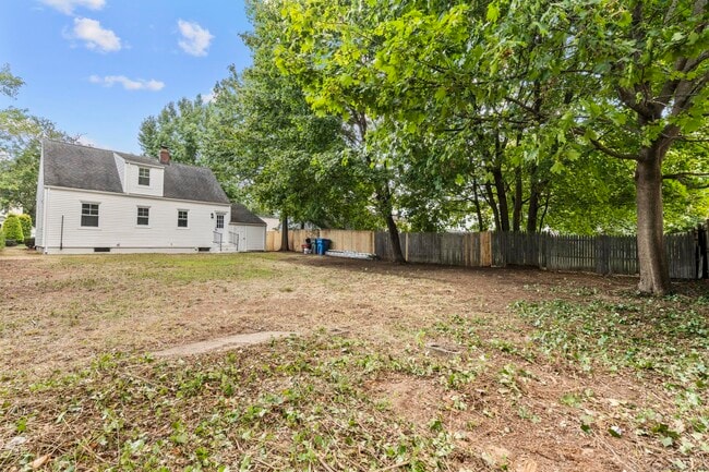 Building Photo - 203 Gorham Ave