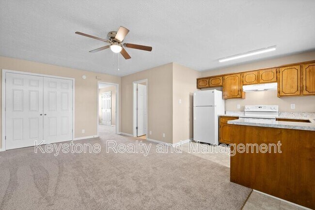 Building Photo - 308 Thompsonville Ln
