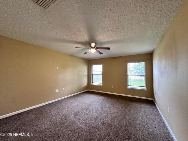 Building Photo - 2231 Brian Lakes Dr N