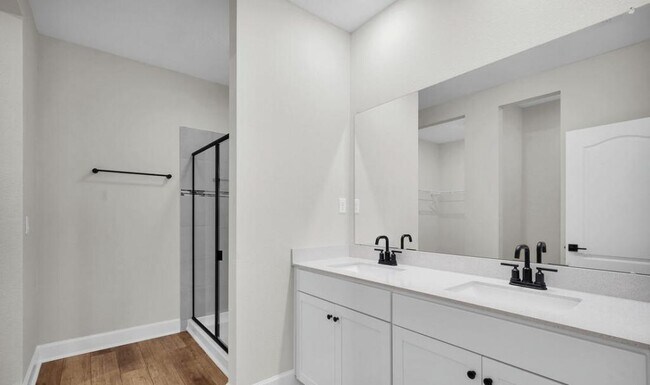 Building Photo - 770 Morgans Treasure Rd