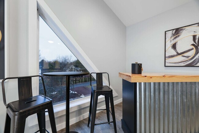 Building Photo - 126 Petrarch Trail