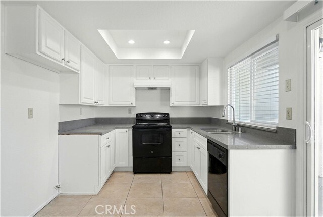 Building Photo - 430 Sellers St