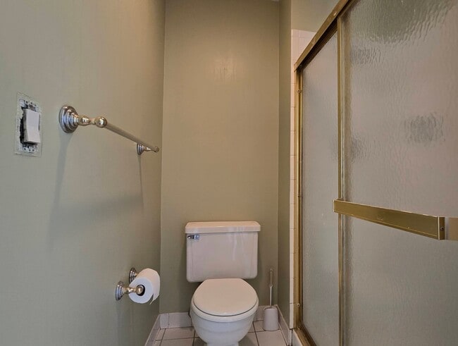 Building Photo - 640 Chip Ct