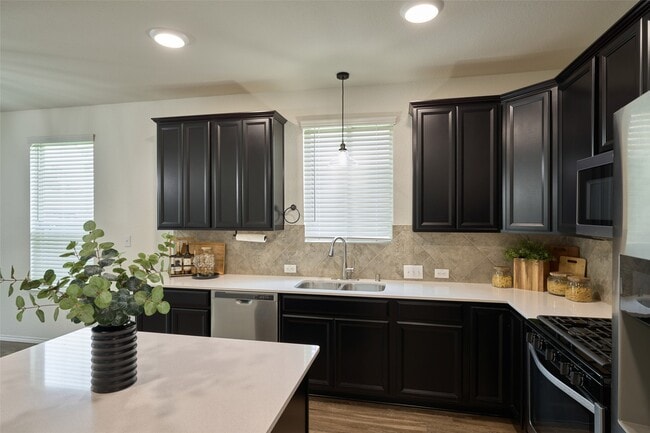 Building Photo - 2214 Timberland Country Ct