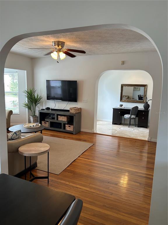 Building Photo - 3014 W Mason St