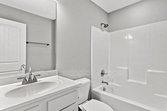 Building Photo - 2015 Dolly Dr