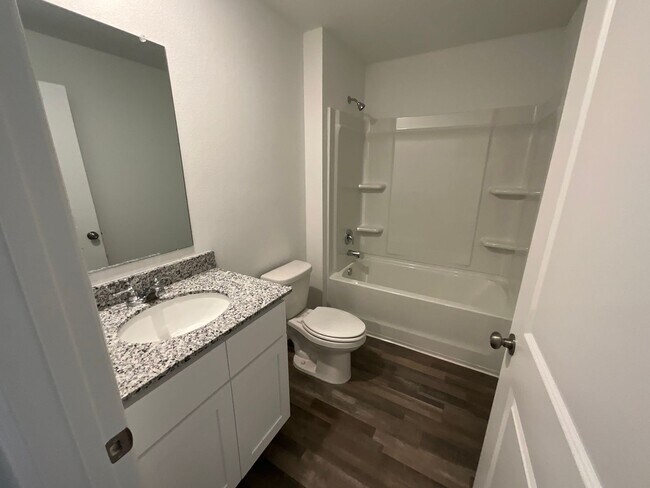 Building Photo - Citrus Springs - Welcome Home