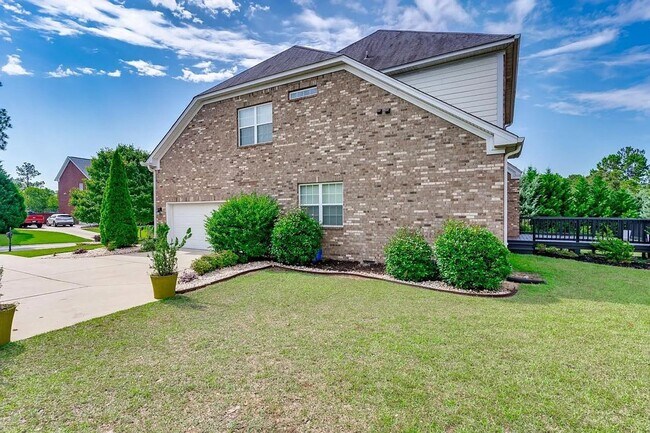 Building Photo - Beautiful home in Longcreek Plantation- Heritage Forest