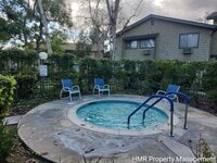 Building Photo - 2 Bed / 2 Bath Condo Near Claremont Village