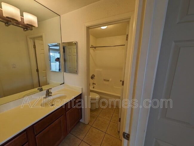 Building Photo - 4354 N 82nd St