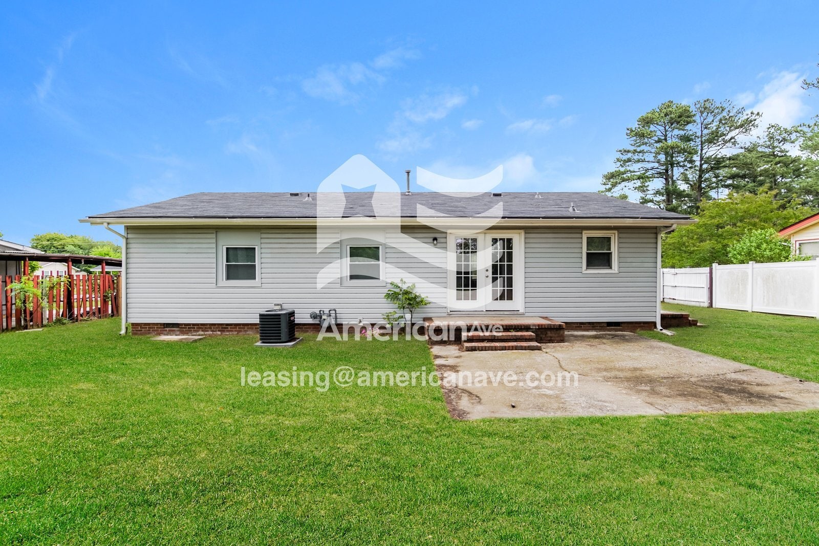 Building Photo - 670 Stoneykirk Dr