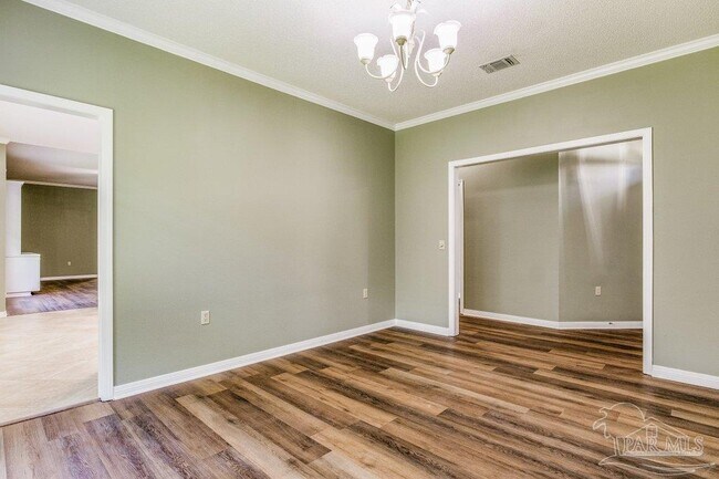 Building Photo - 1443 Champions Green Dr