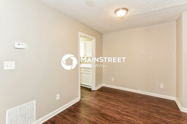 Building Photo - 2 Bedroom Pet-Friendly Home in Lithonia, G...