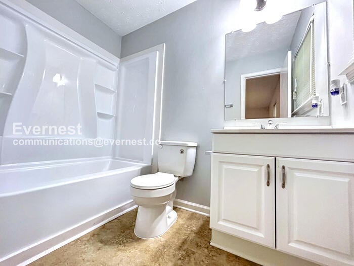 Building Photo - 3480 Stone Ridge Dr