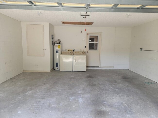 Building Photo - 9265 SW 92nd Place Rd