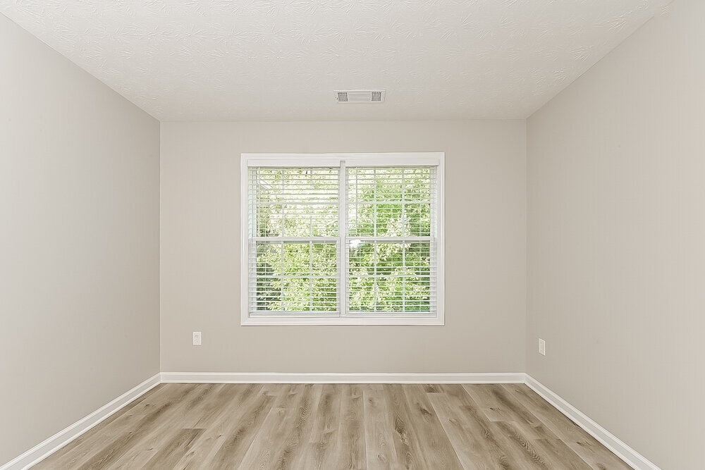 Building Photo - 129 Makenna Dr