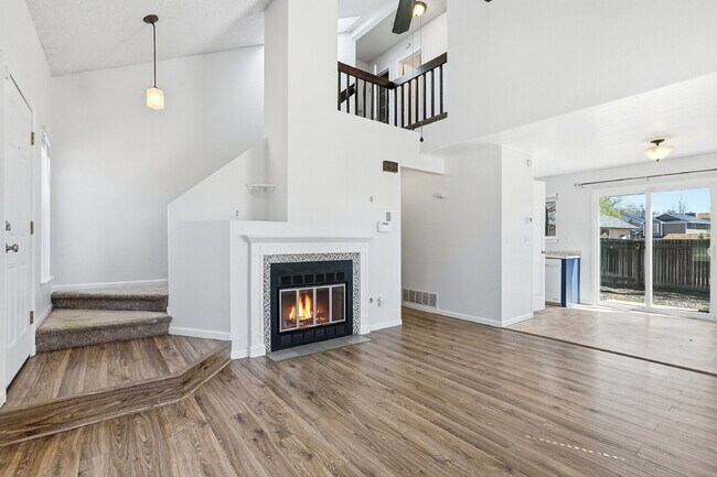 Building Photo - $1,840.95, 3-bed, 1.5-bath, located in Colorado Springs with a large backyard.