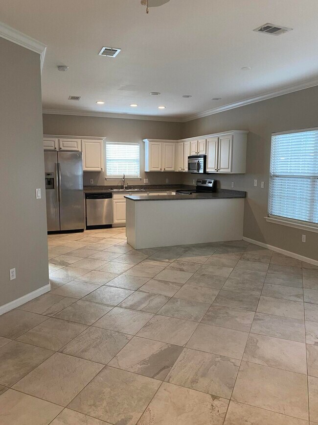 Building Photo - 99 Trista Terrace Ct