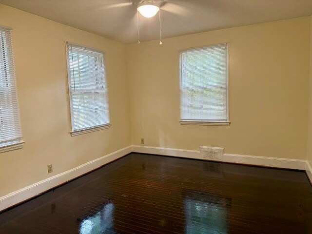 Building Photo - 1034 Lockland Ave
