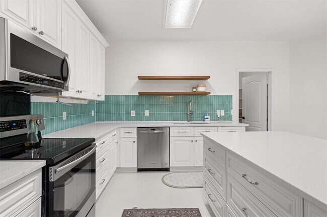 Building Photo - 8353 Steamline Cir