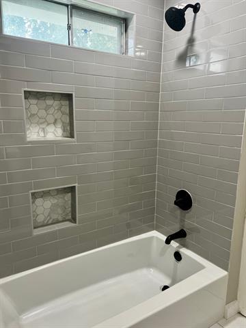 Building Photo - 6905 Arboreal Dr