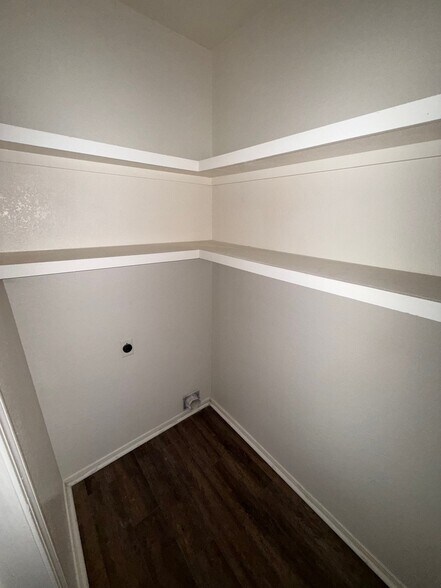 Building Photo - 4507 Coronado Ave
