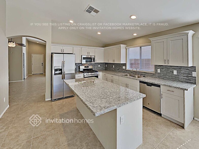 Building Photo - 3131 W Yellow Peak Dr