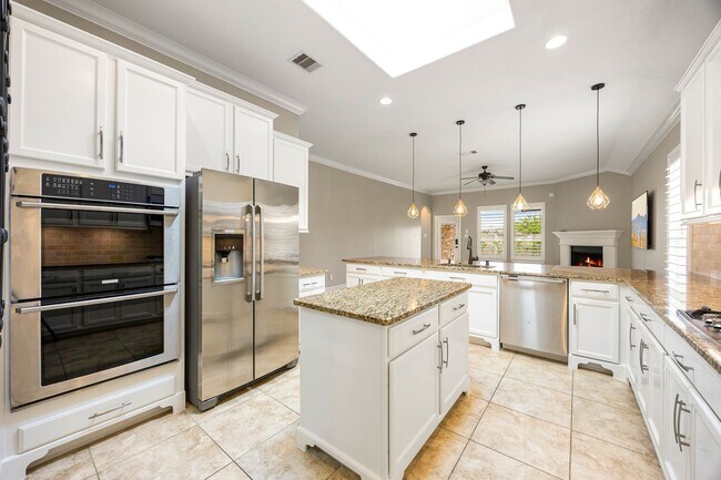 Building Photo - 4323 Cobalt Cross St