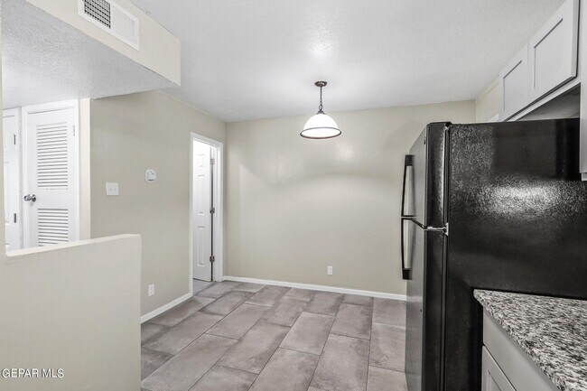 Building Photo - 3702 Keltner Ave