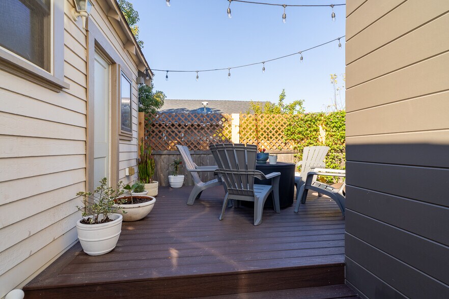 Building Photo - 3038 Beech St