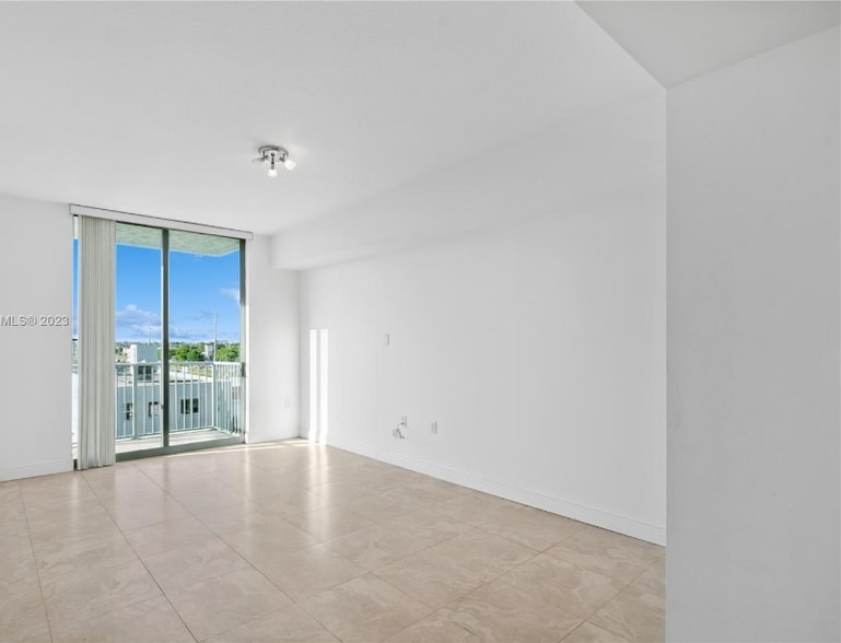 Building Photo - 140 S Dixie Hwy
