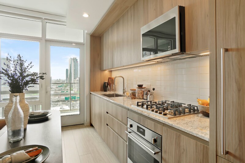 Building Photo - 354 W Wayman St