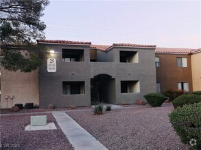 Building Photo - 3151 N Soaring Gulls Dr