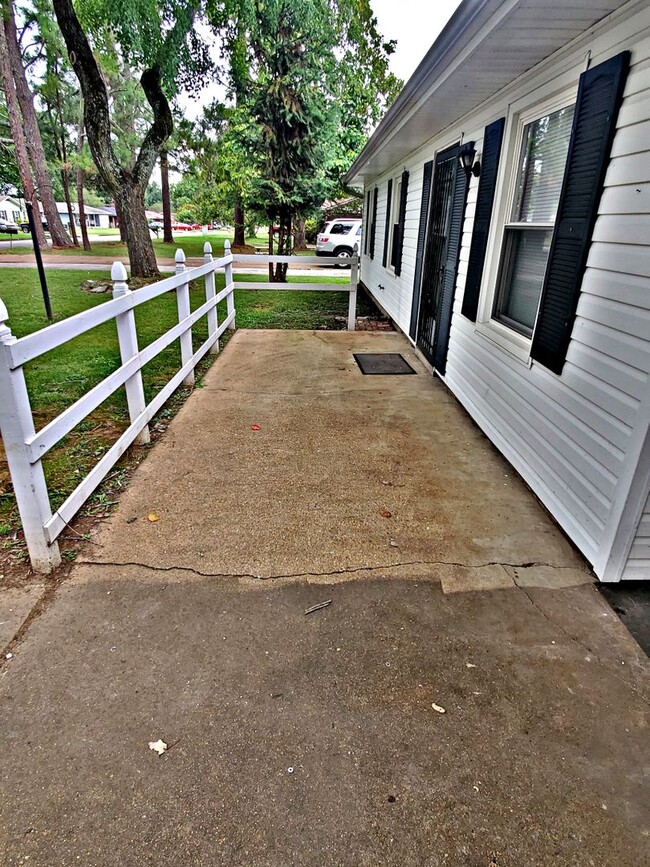 Building Photo - HOUSE FOR RENT - DECATUR SW - 3BR