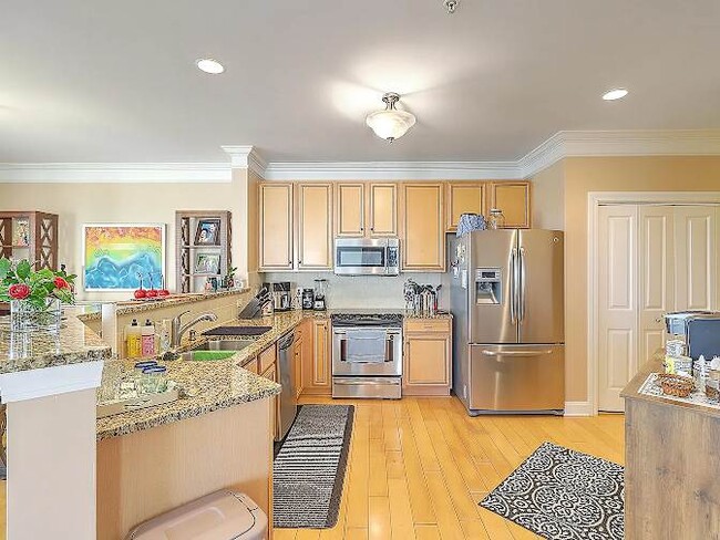 Kitchen - 2244 Ashley Crossing Dr