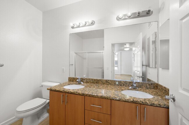 Building Photo - East Village 2 Bedroom at Union Square! 2 Parking Spaces!