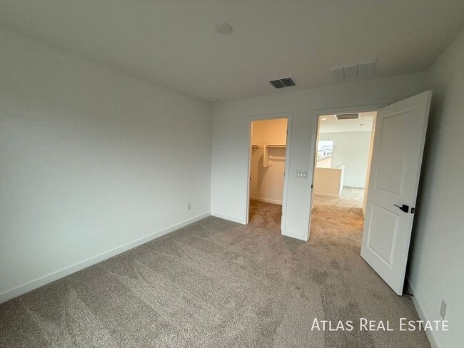 Building Photo - 16973 W Allen St.