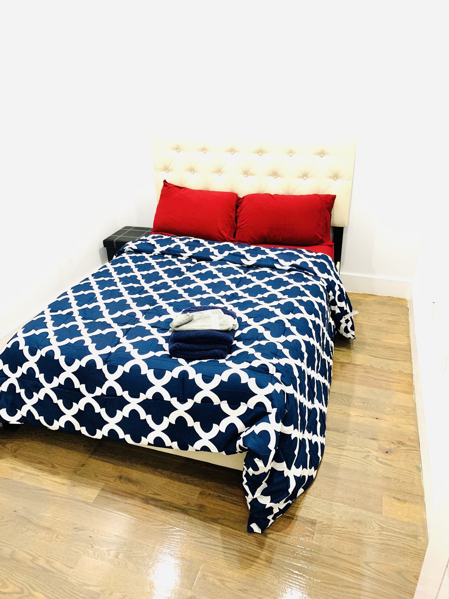 Building Photo - 1893 Pacific St