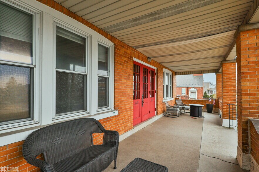 Building Photo - 1629 W Broad St