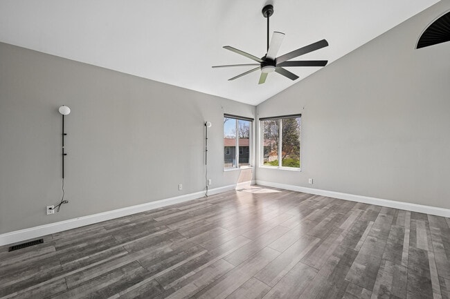 Building Photo - 3947 Buckhill Dr