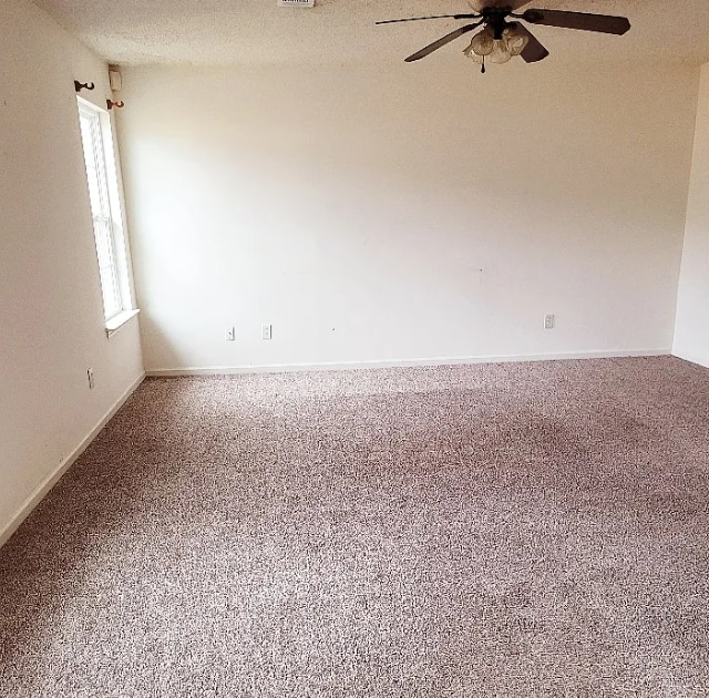 Building Photo - 127 Pine Mast Ct