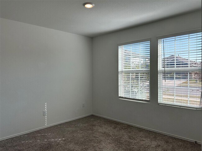 Building Photo - 118 Isaac Millsaps Trl