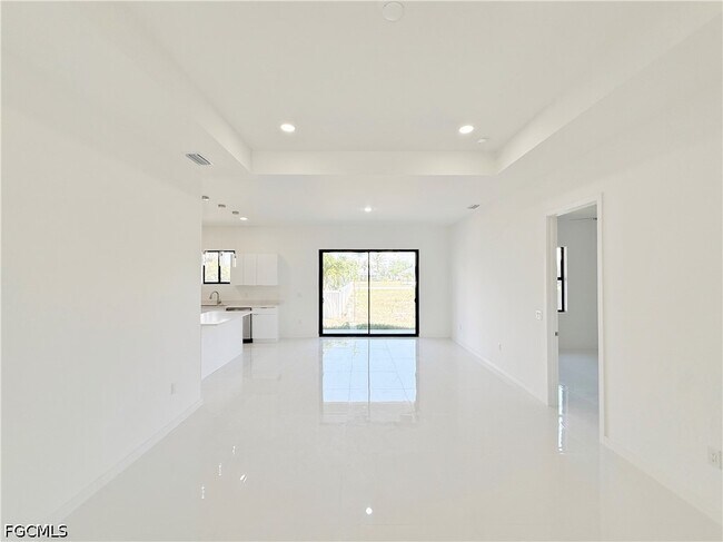 Building Photo - 4331 NW 31st Terrace